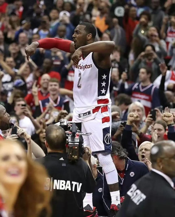 天创网 最速状元！东一控退役！巅峰报销差点自杀...